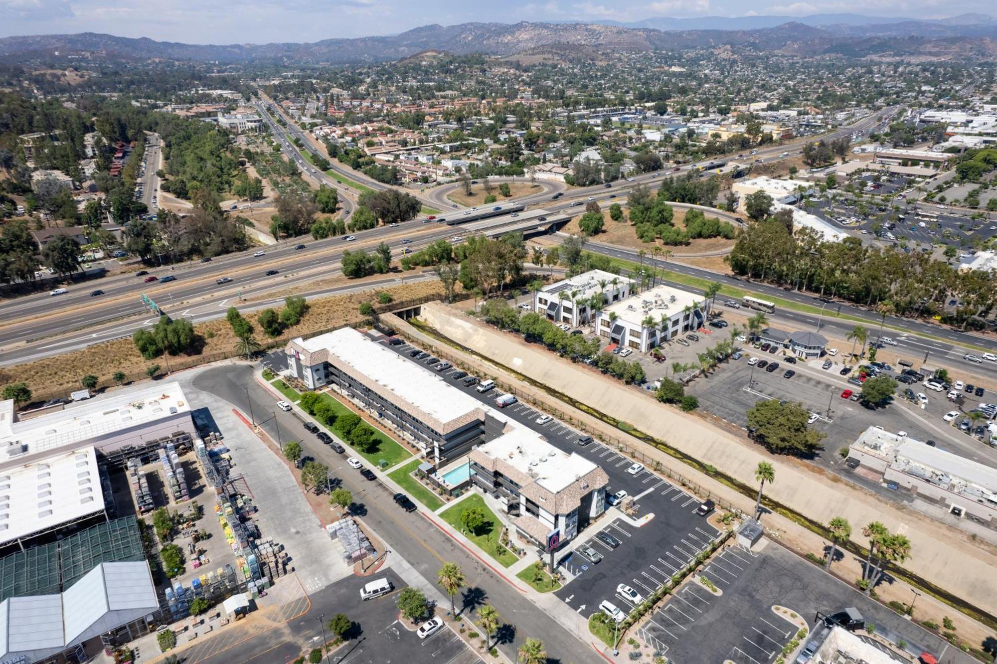 Motel 6-Escondido, Ca Екстер'єр фото