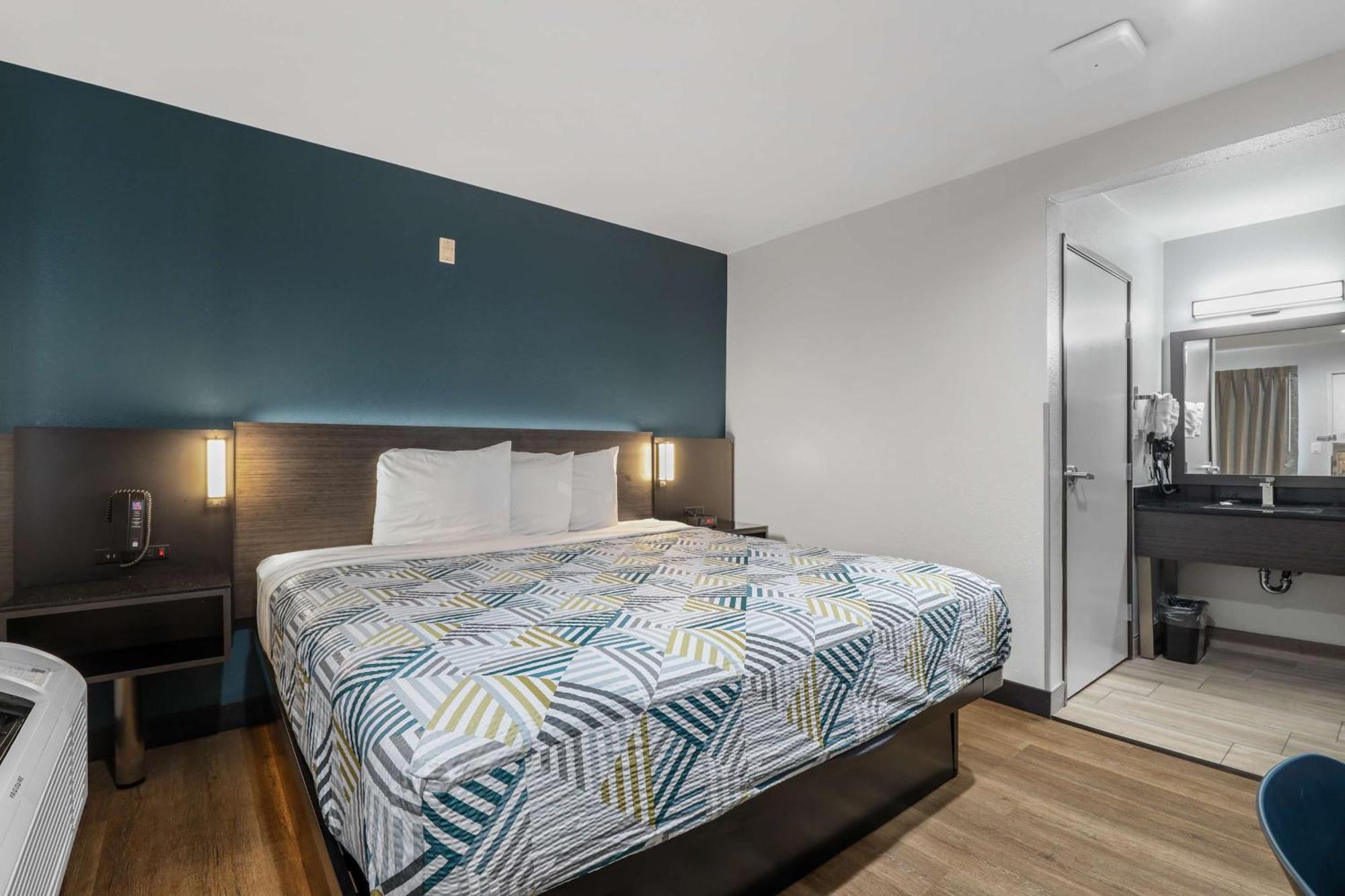 Motel 6-Escondido, Ca Екстер'єр фото